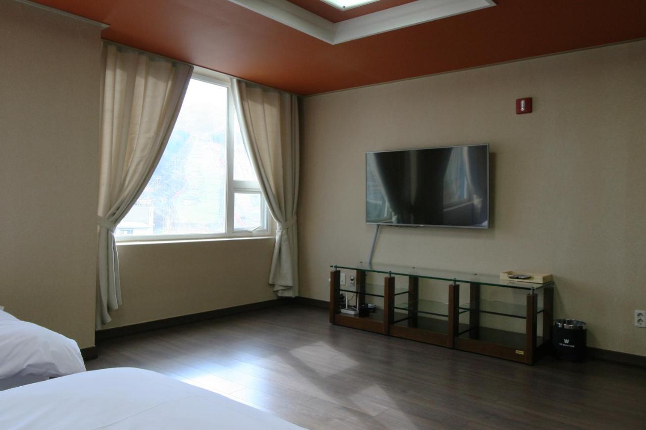 พย็องชาง เดอะ ไวท์วิว Hotel พยองซาง ภายนอก รูปภาพ