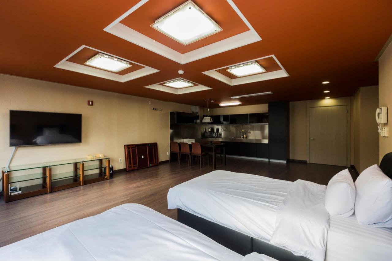พย็องชาง เดอะ ไวท์วิว Hotel พยองซาง ภายนอก รูปภาพ