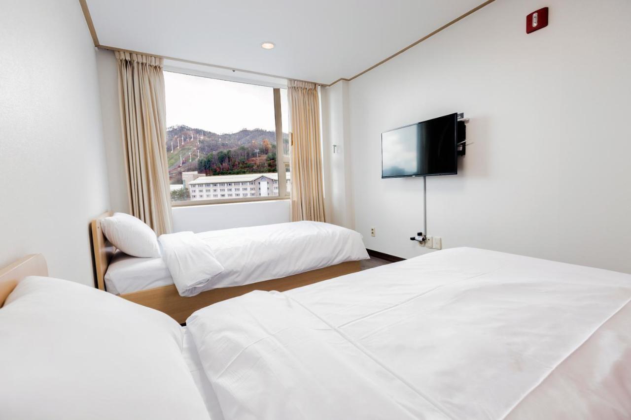 พย็องชาง เดอะ ไวท์วิว Hotel พยองซาง ภายนอก รูปภาพ