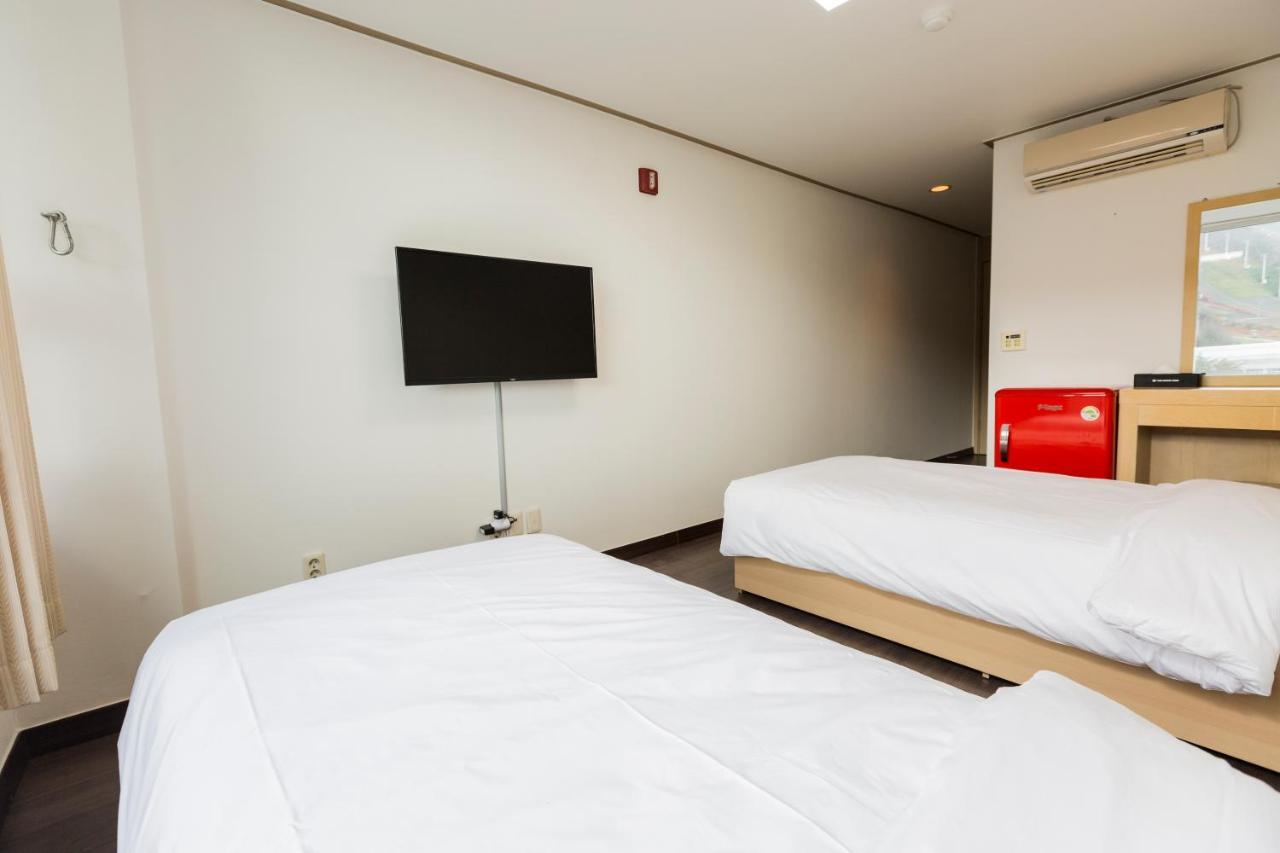 พย็องชาง เดอะ ไวท์วิว Hotel พยองซาง ภายนอก รูปภาพ