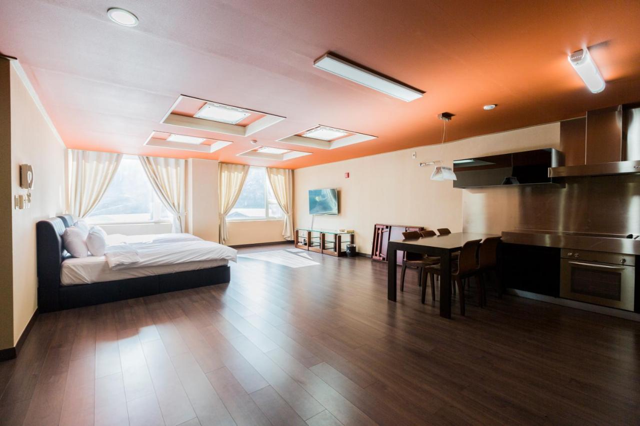 พย็องชาง เดอะ ไวท์วิว Hotel พยองซาง ภายนอก รูปภาพ