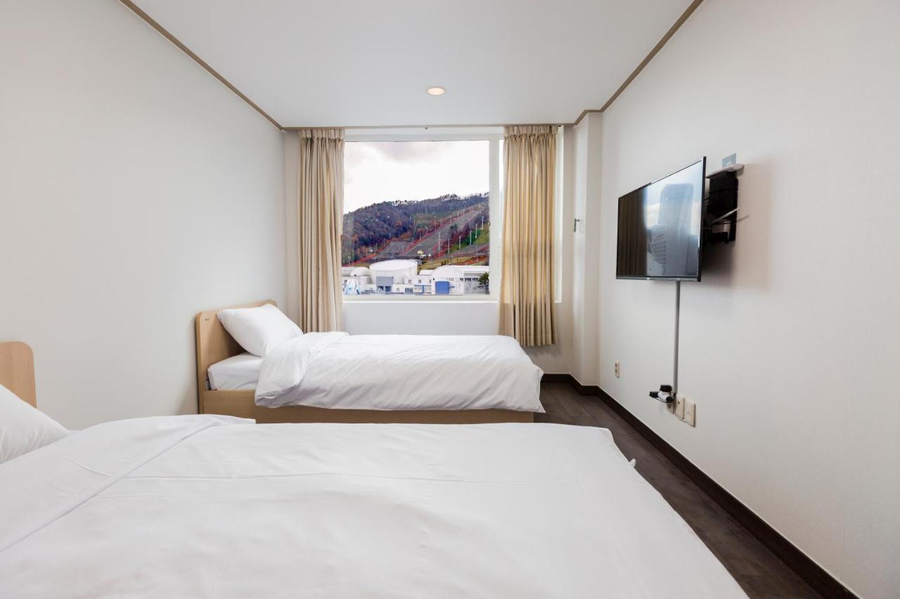 พย็องชาง เดอะ ไวท์วิว Hotel พยองซาง ภายนอก รูปภาพ