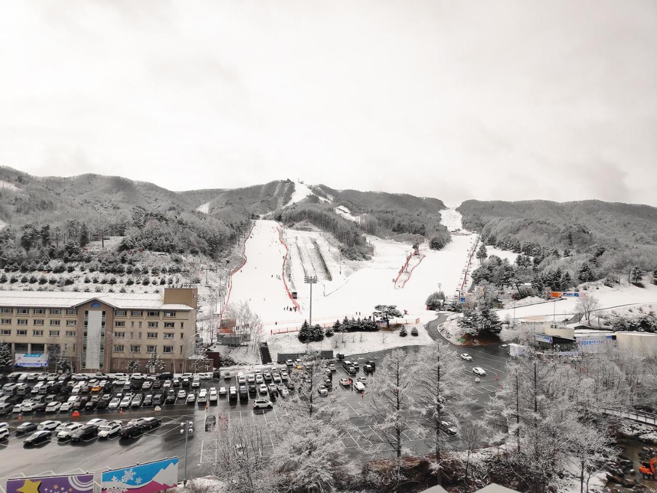 พย็องชาง เดอะ ไวท์วิว Hotel พยองซาง ภายนอก รูปภาพ